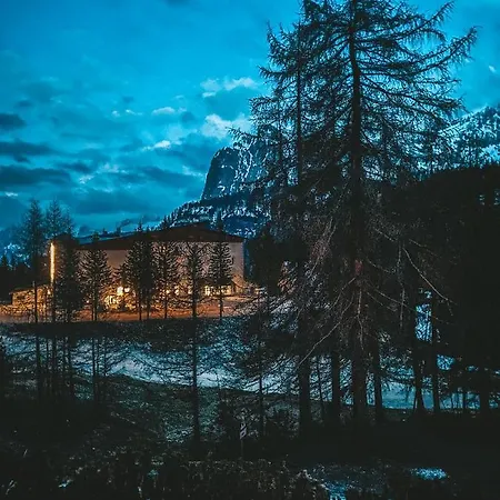 Perla A Cortina Apartment Cortina d'Ampezzo